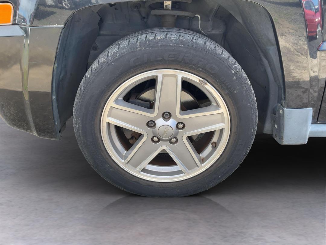 Photo '8' of Jeep Patriot Photo '8' of Jeep Patriot