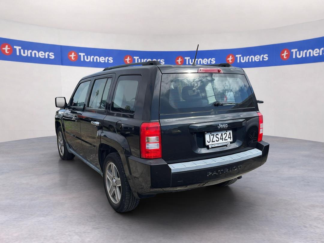 Photo '4' of Jeep Patriot Photo '4' of Jeep Patriot