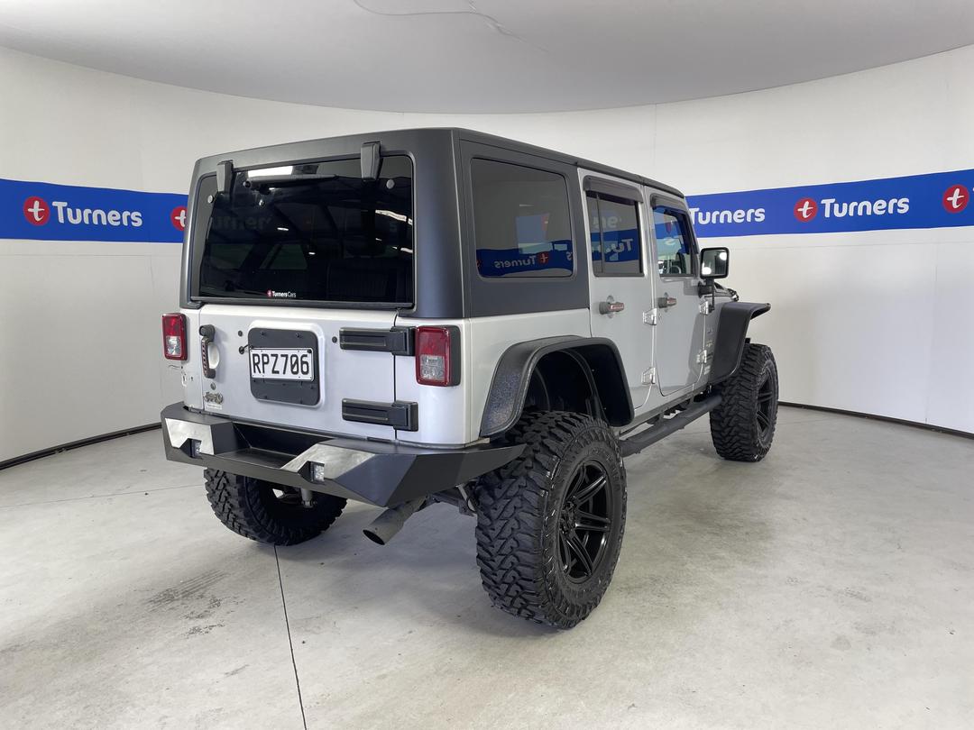 Photo '7' of Jeep Wrangler