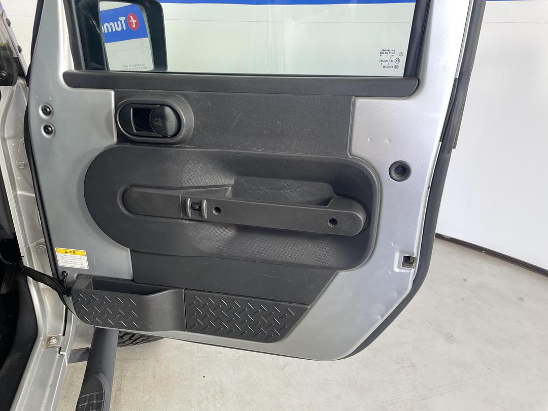 Photo '15' of Jeep Wrangler