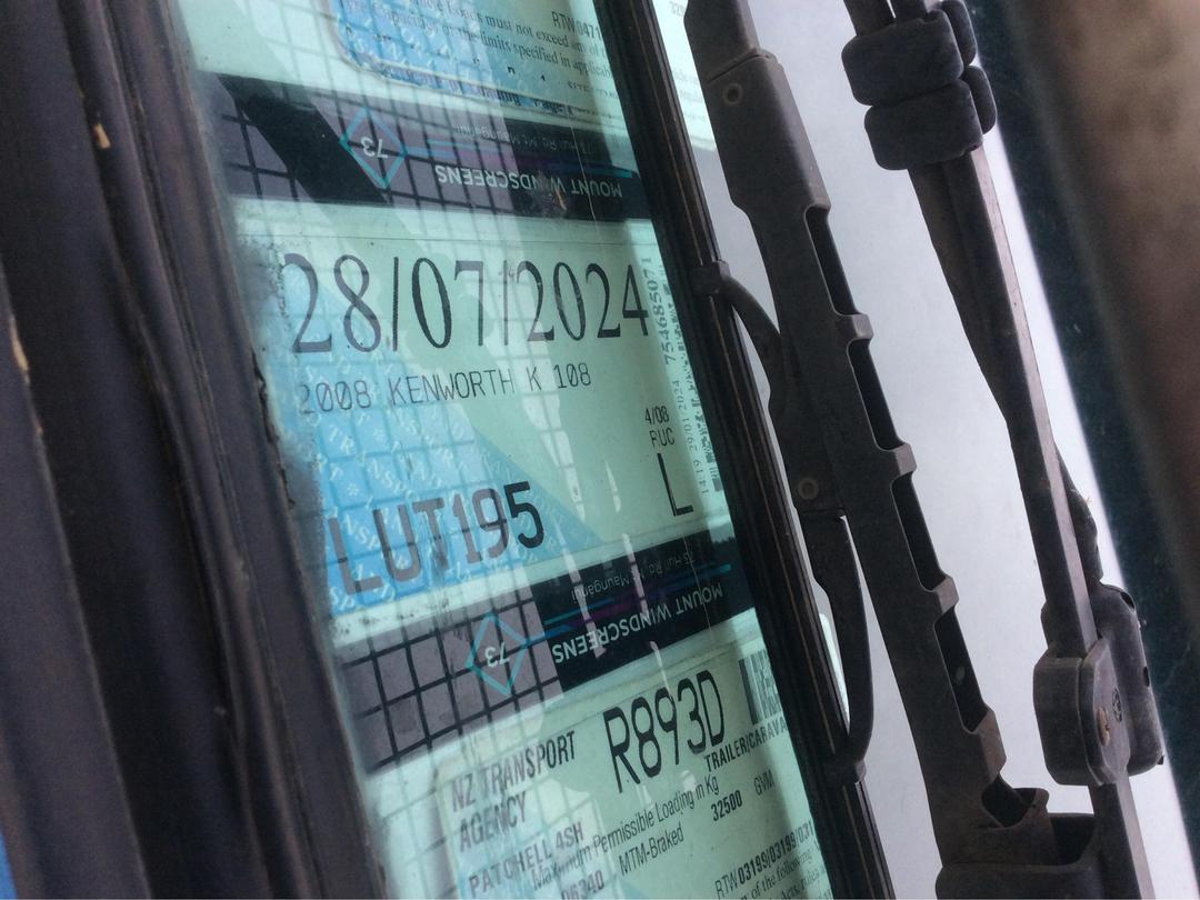 Photo '17' of Kenworth K108 Logger