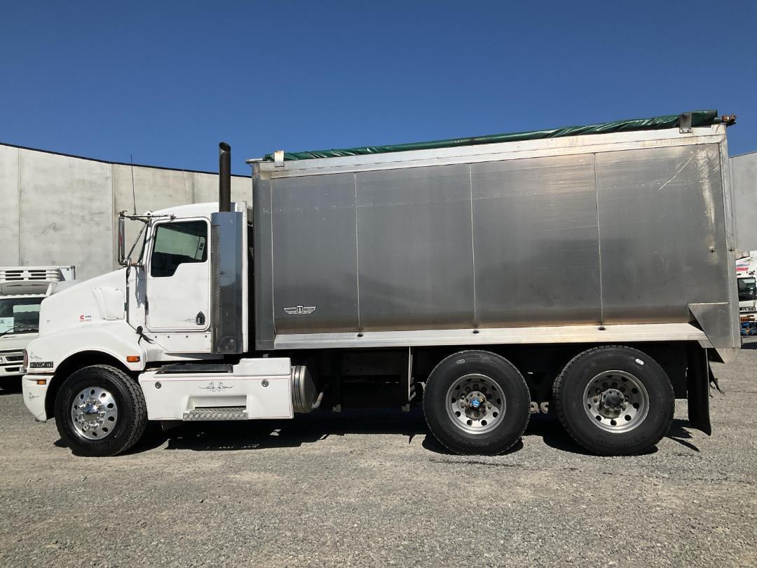 Photo '8' of Kenworth T404 Tipper