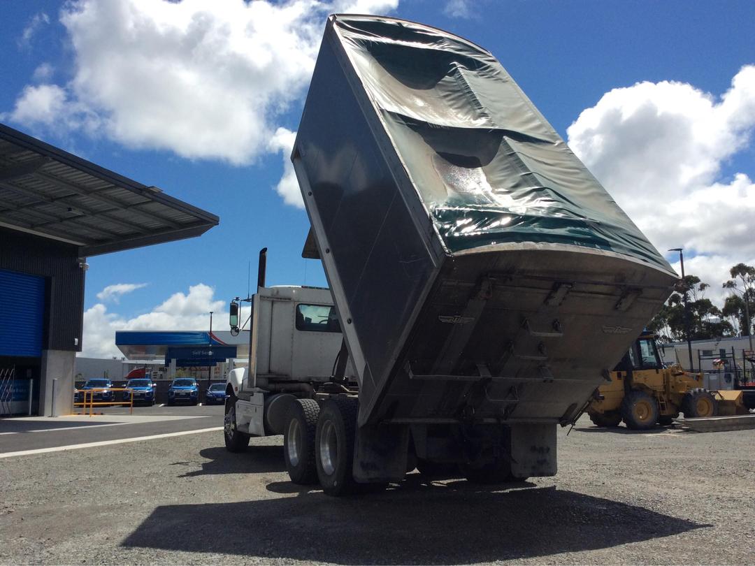 Photo '25' of Kenworth T404 Tipper
