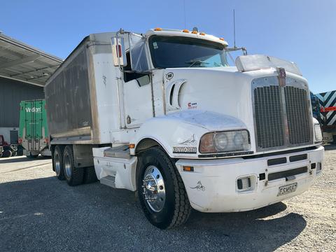 Image of 2008 Kenworth T404 Tipper
