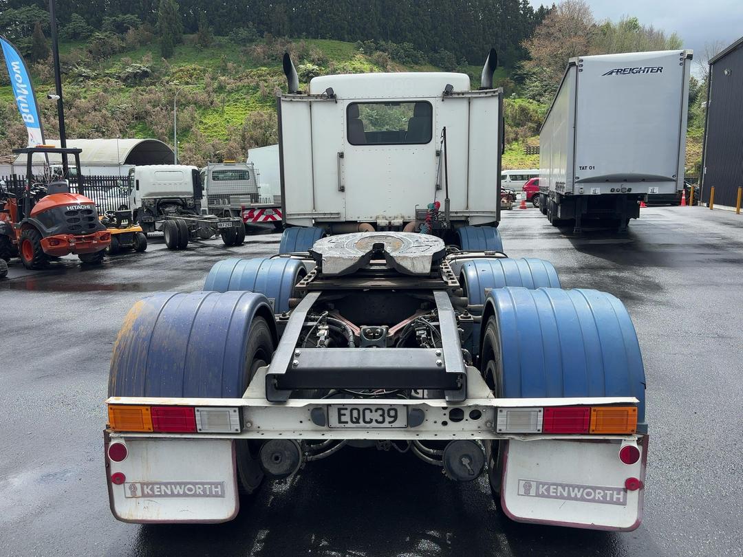 Photo '5' of Kenworth T404S 404S Tractor Unit