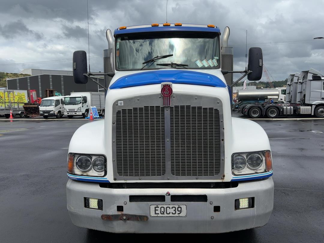 Photo '10' of Kenworth T404S 404S Tractor Unit