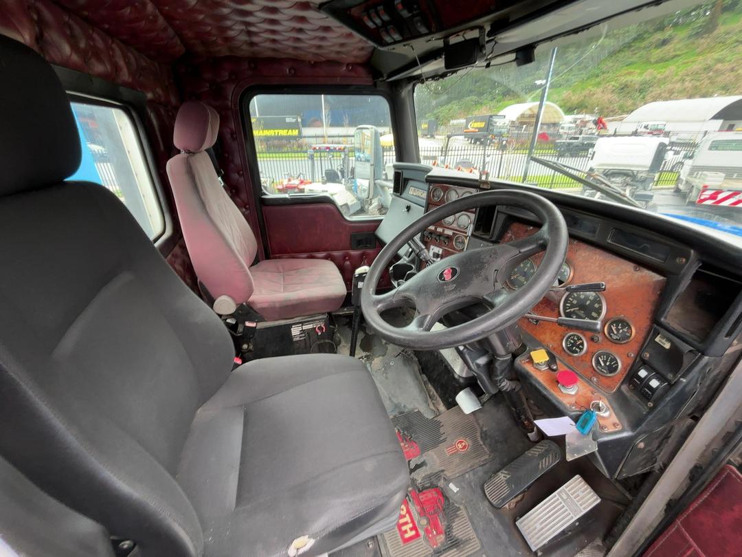 Photo '20' of Kenworth T404S 404S Tractor Unit