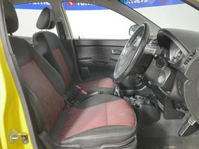 Photo '16' of KIA Picanto
