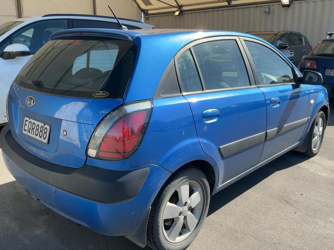 Photo '5' of KIA RIO Photo '5' of KIA RIO