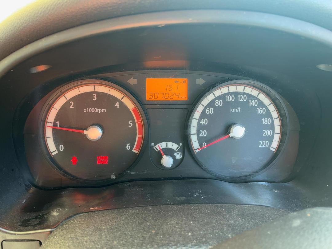 Photo '15' of KIA RIO Photo '15' of KIA RIO