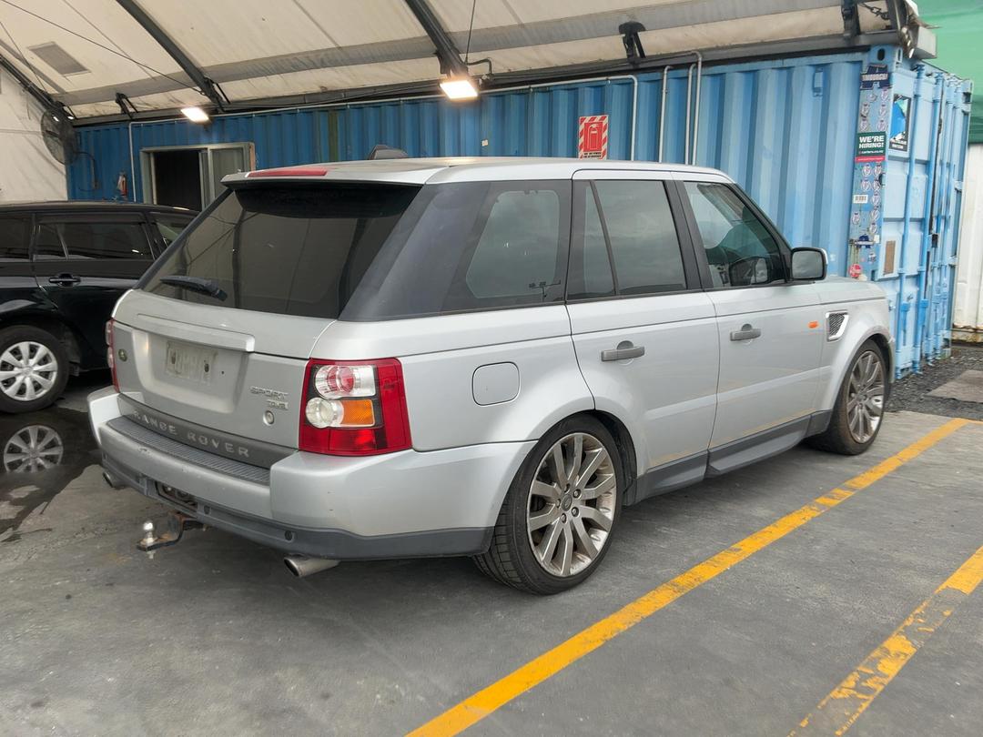 Photo '5' of Land Rover Range Rover Photo '5' of Land Rover Range Rover