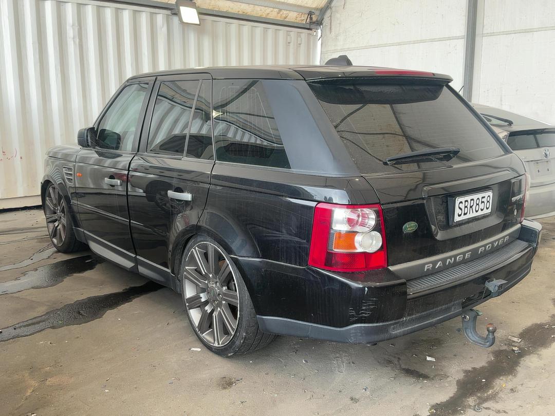 Photo '3' of Land Rover Range Rover SUV Photo '3' of Land Rover Range Rover SUV