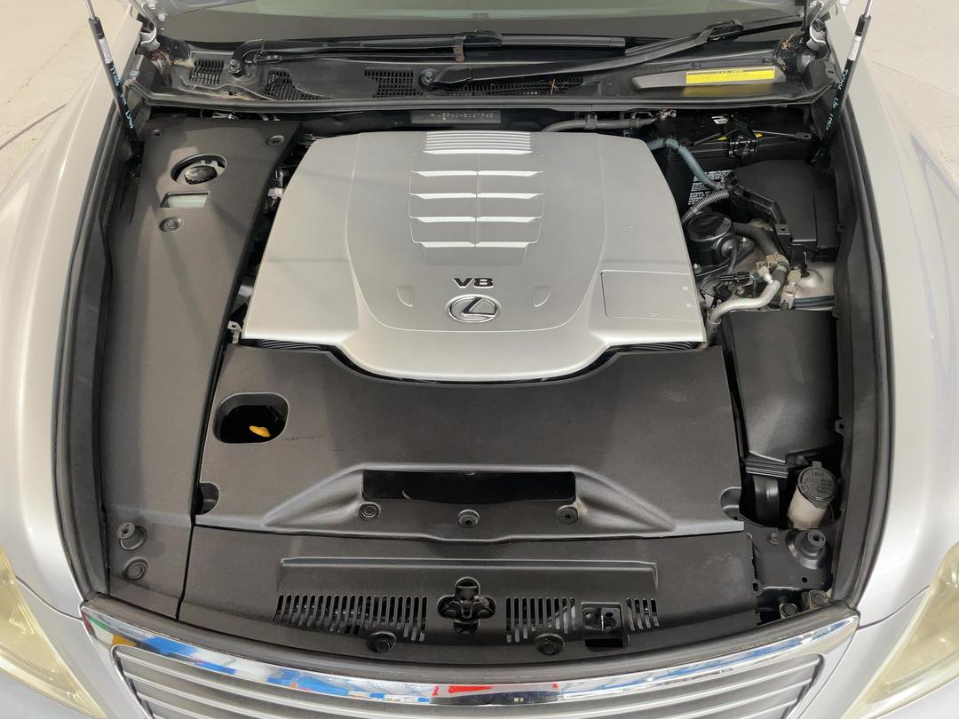Photo '13' of Lexus LS460