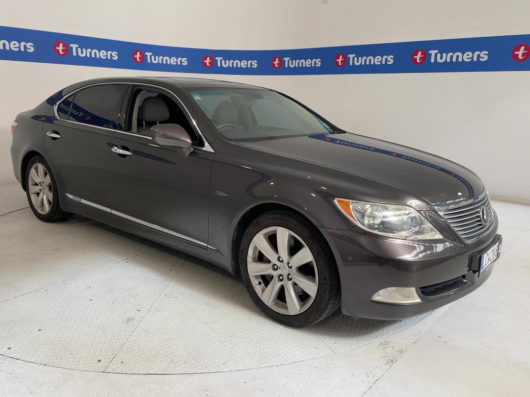 Photo '1' of Lexus LS600HL