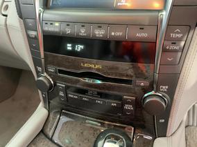 Photo '32' of Lexus LS600HL