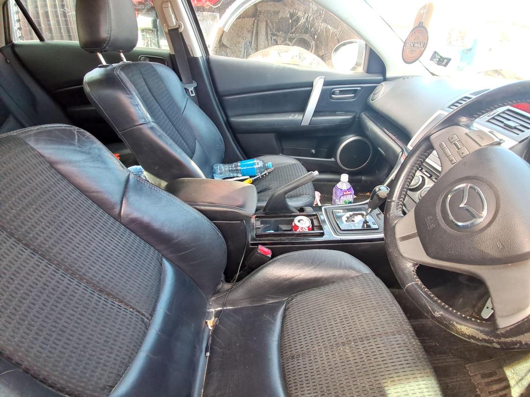 Photo '9' of Mazda Atenza