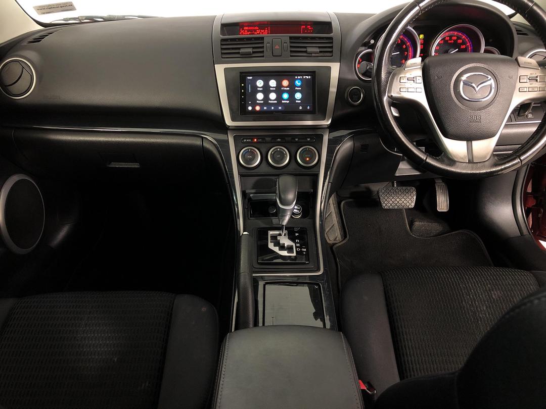 Photo '17' of Mazda Atenza