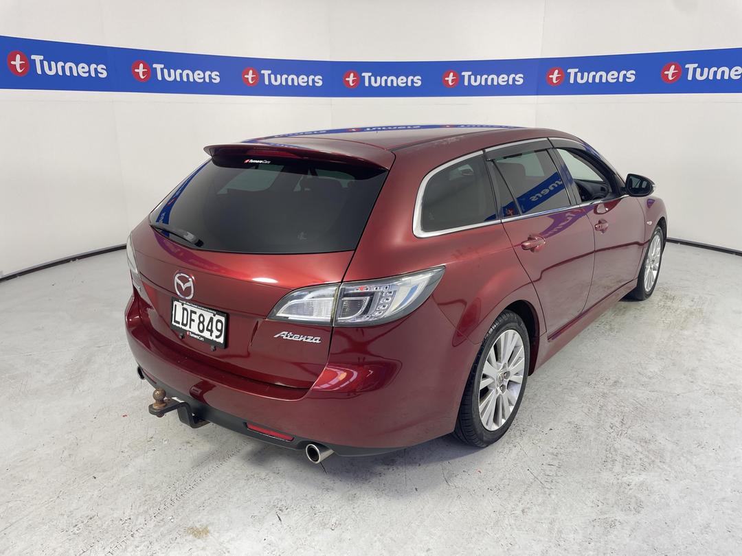 Photo '7' of Mazda Atenza