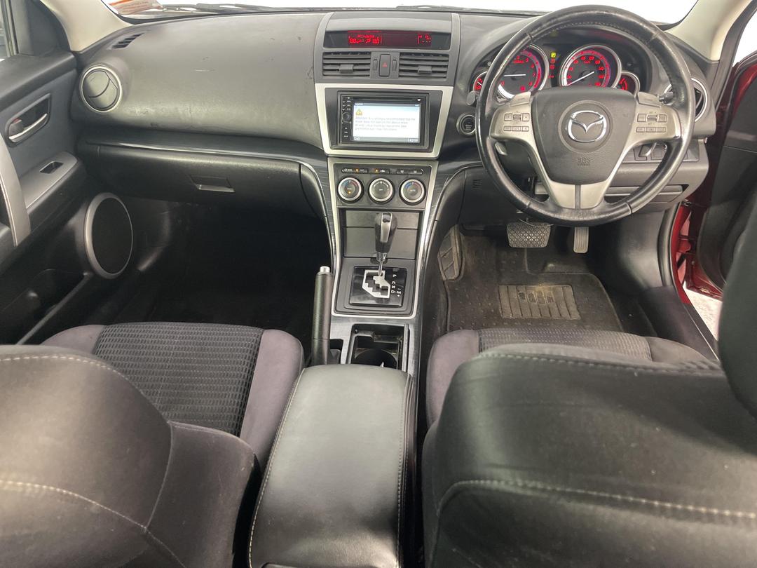 Photo '17' of Mazda Atenza