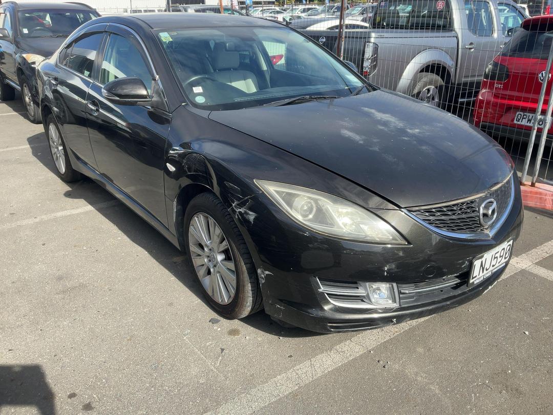 Photo '2' of Mazda Atenza