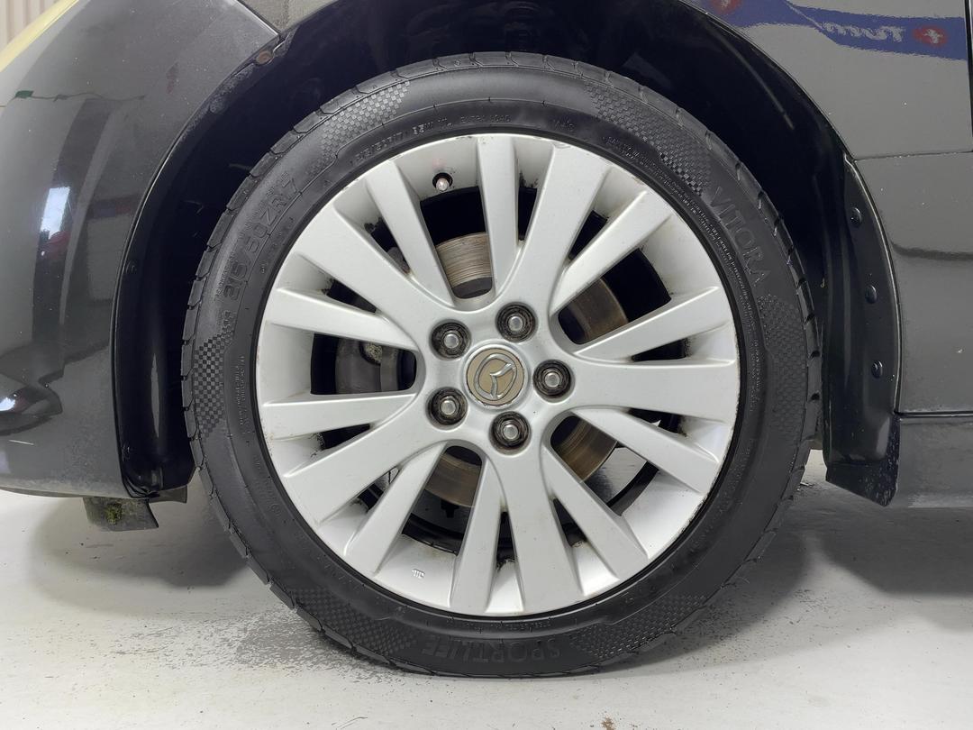 Photo '10' of Mazda Atenza