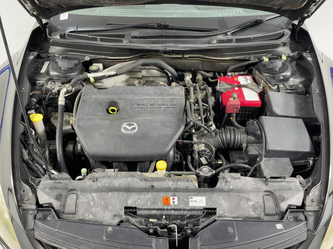 Photo '13' of Mazda Atenza