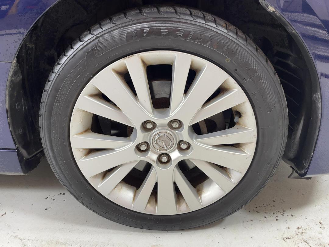 Photo '9' of Mazda Atenza