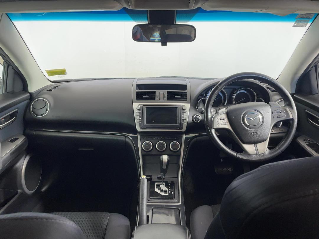 Photo '17' of Mazda Atenza