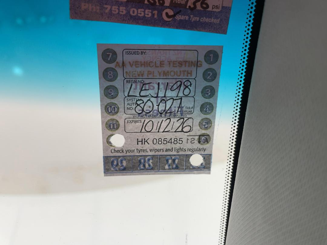 Photo '23' of Mazda Atenza