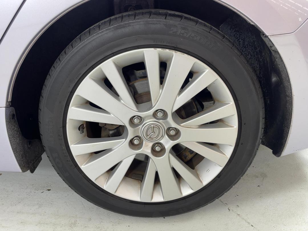 Photo '11' of Mazda Atenza