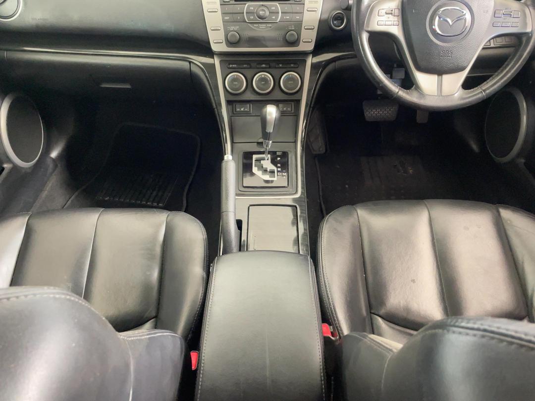 Photo '18' of Mazda Atenza