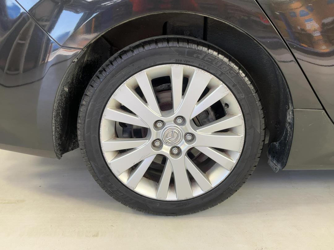 Photo '12' of Mazda Atenza
