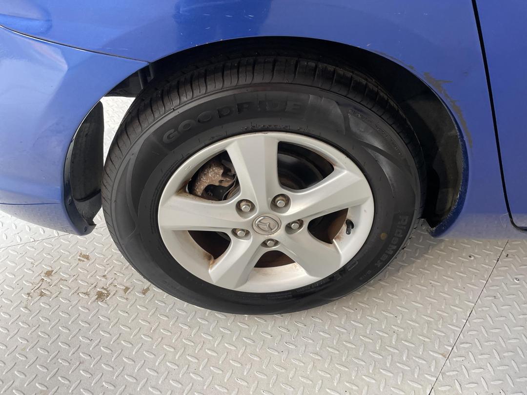 Photo '12' of Mazda Axela