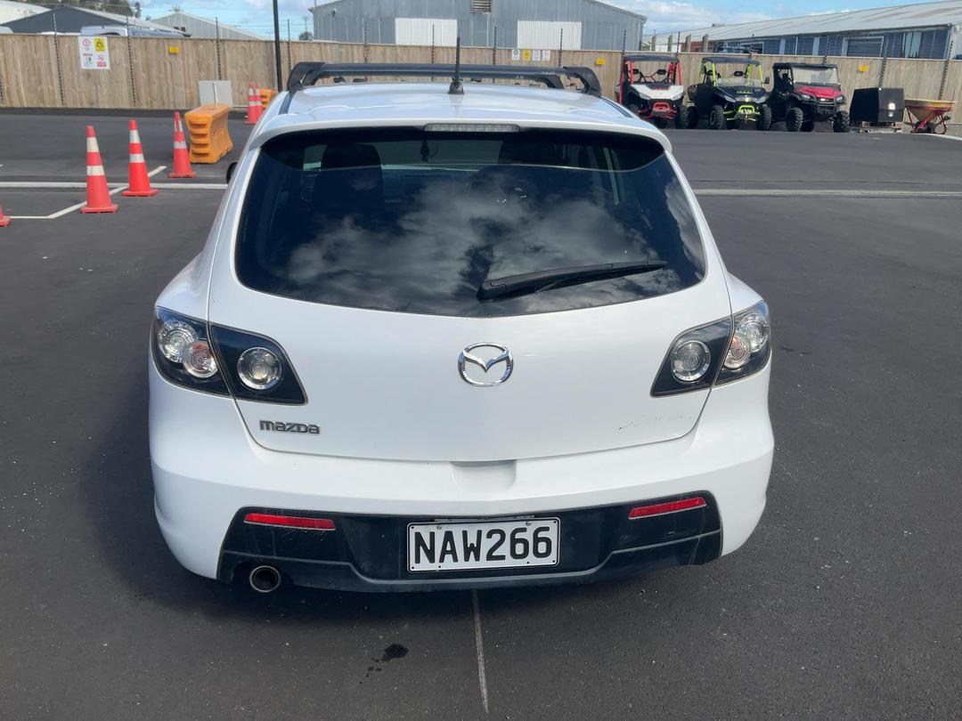 Photo '6' of Mazda Axela Photo '6' of Mazda Axela