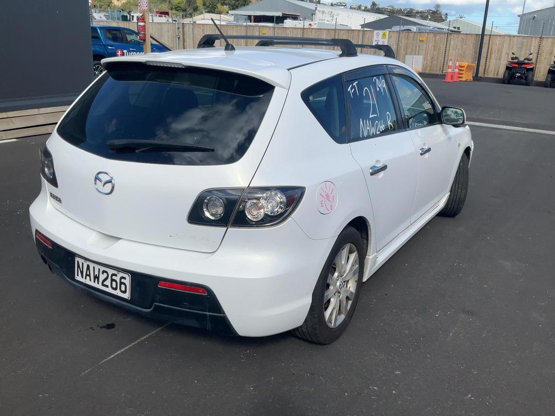 Photo '7' of Mazda Axela Photo '7' of Mazda Axela