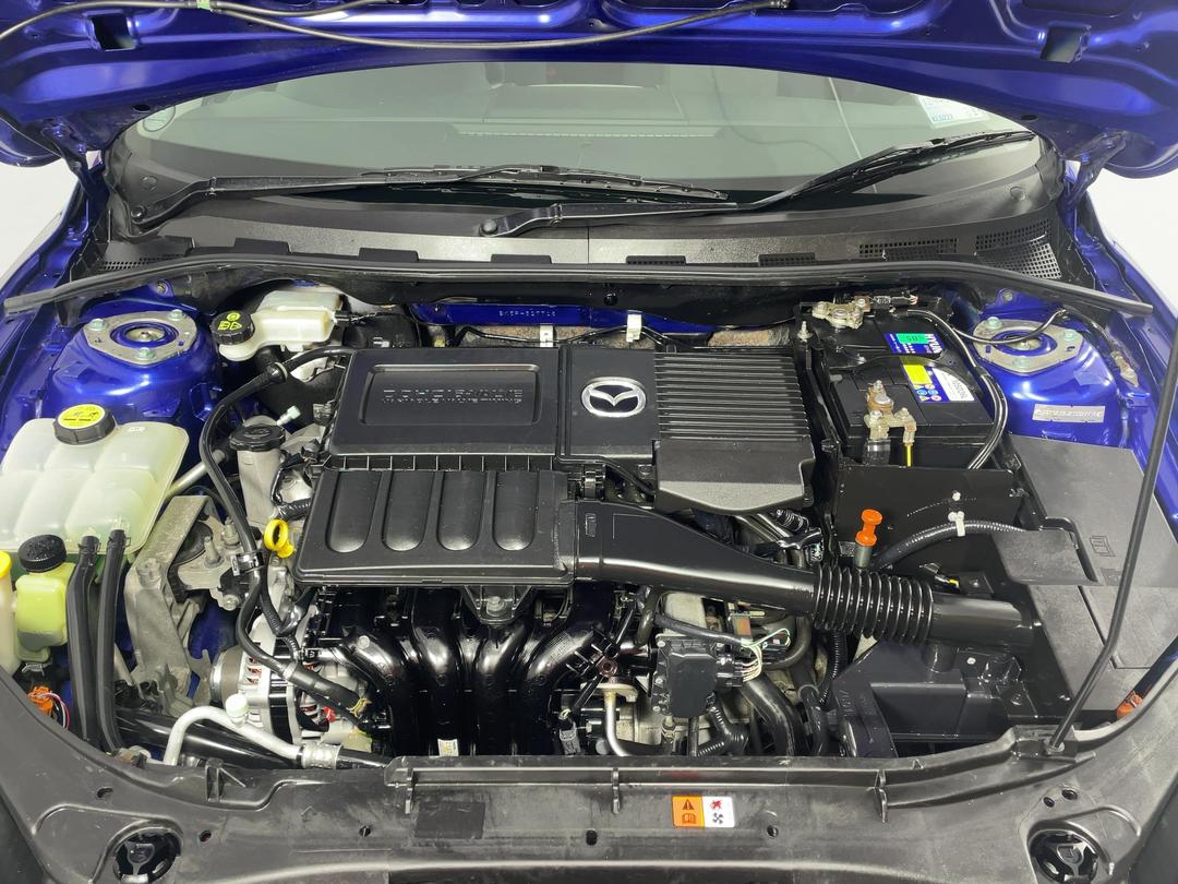 Photo '13' of Mazda Axela