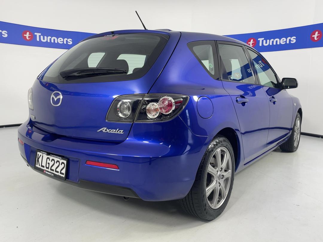 Photo '7' of Mazda Axela