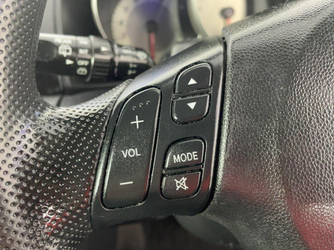 Photo '23' of Mazda Axela