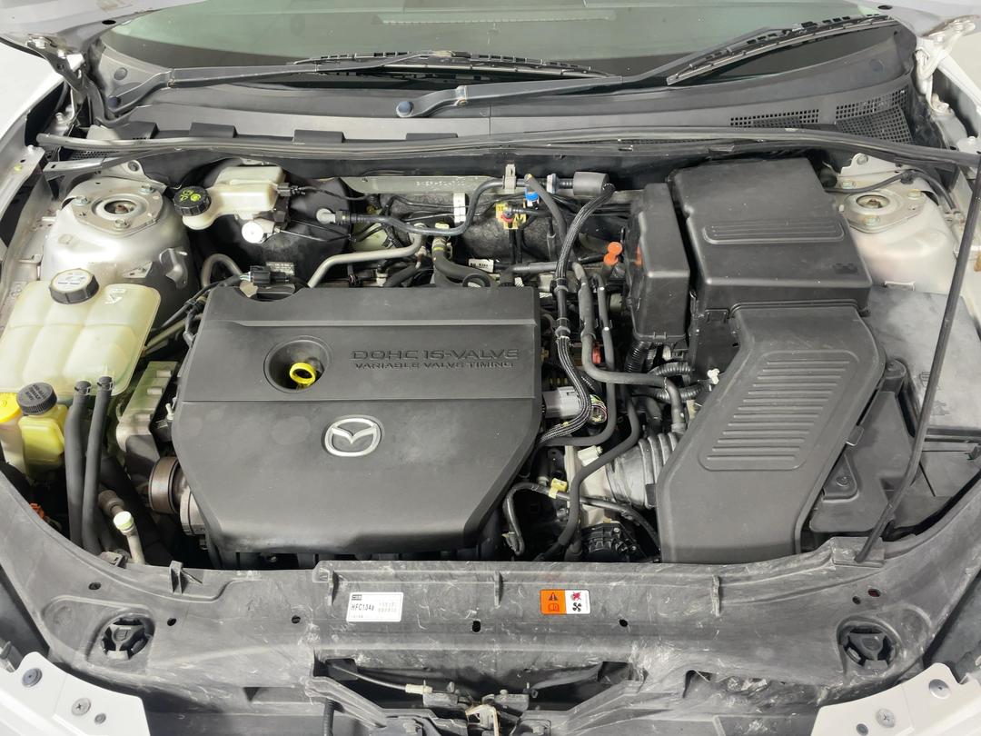 Photo '13' of Mazda Axela