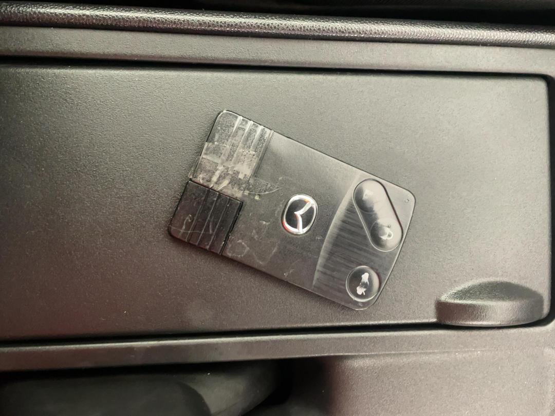 Photo '22' of Mazda Axela