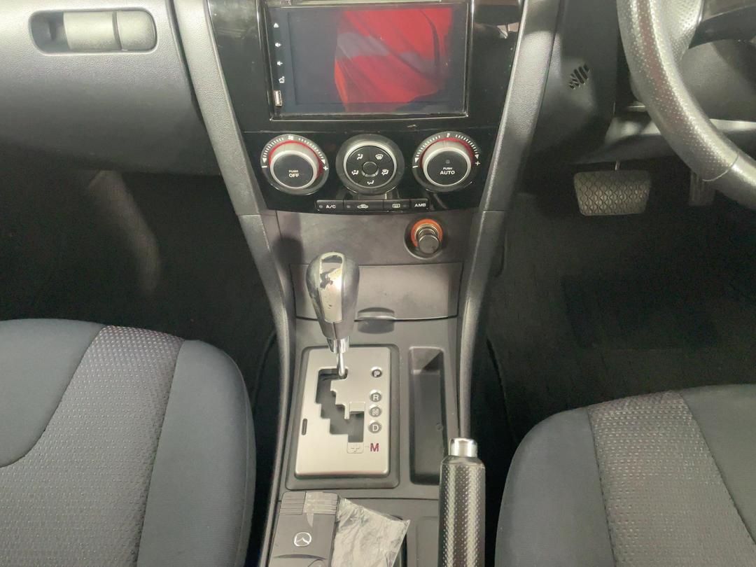 Photo '18' of Mazda Axela