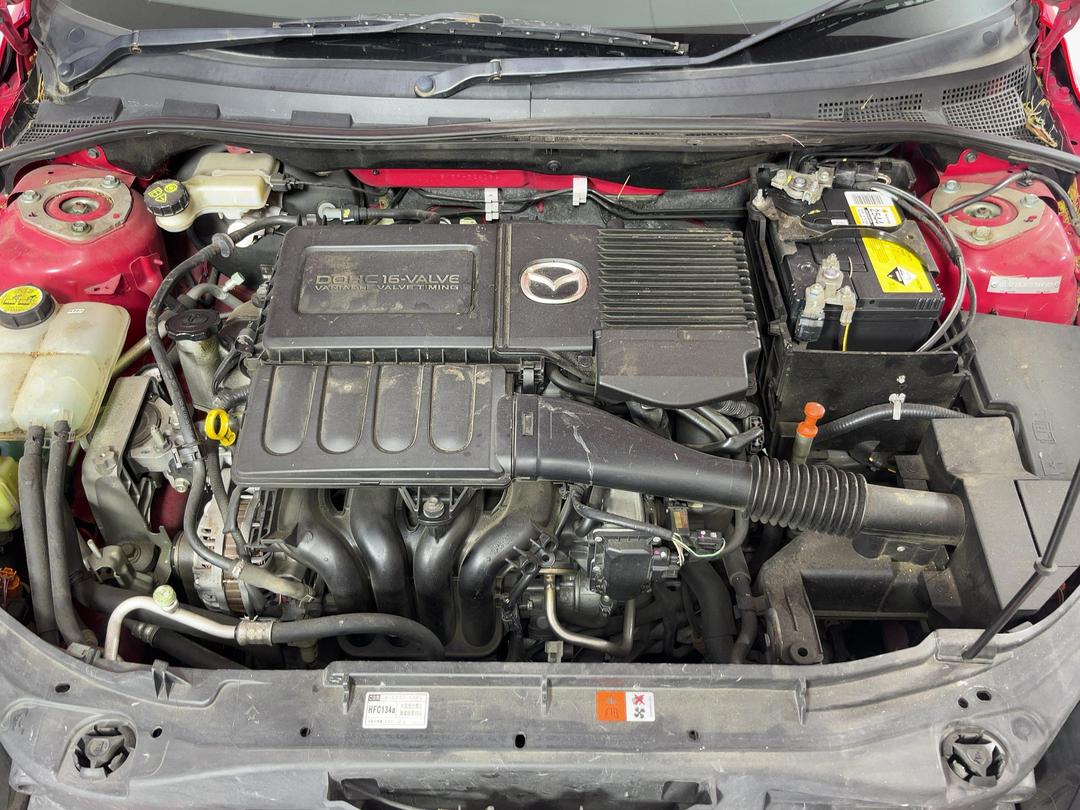 Photo '13' of Mazda Axela