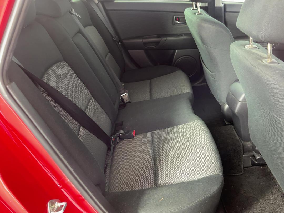 Photo '20' of Mazda Axela