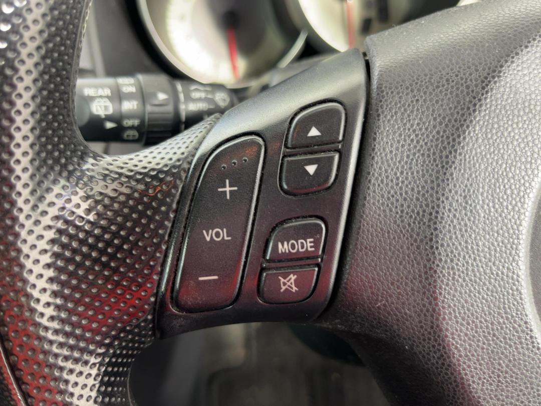 Photo '23' of Mazda Axela