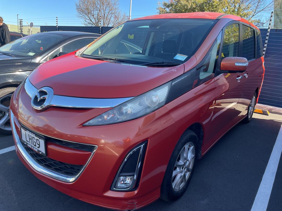 Photo '4' of Mazda Biante