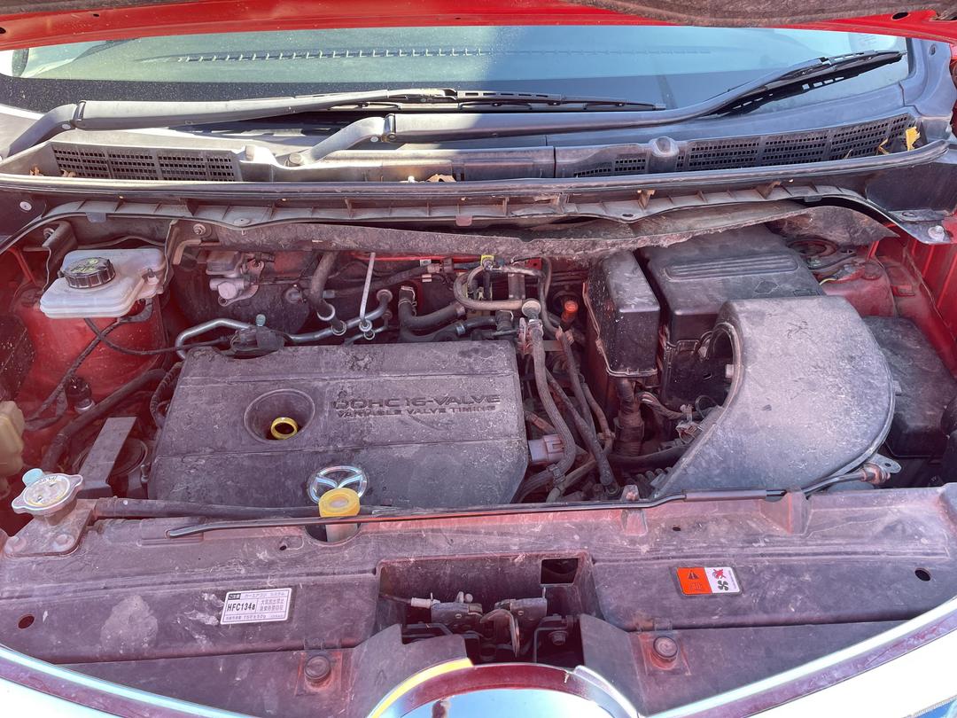 Photo '6' of Mazda Biante