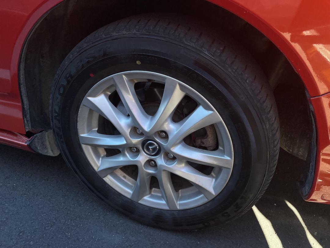 Photo '11' of Mazda Biante