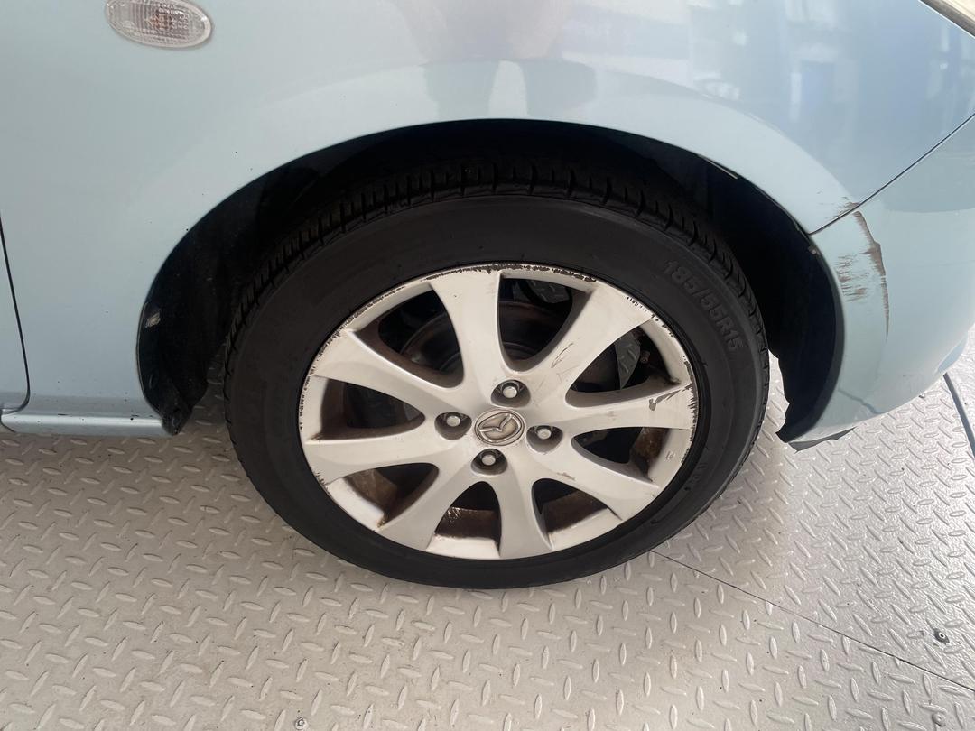 Photo '9' of Mazda Demio