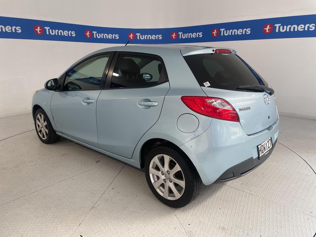 Photo '5' of Mazda Demio