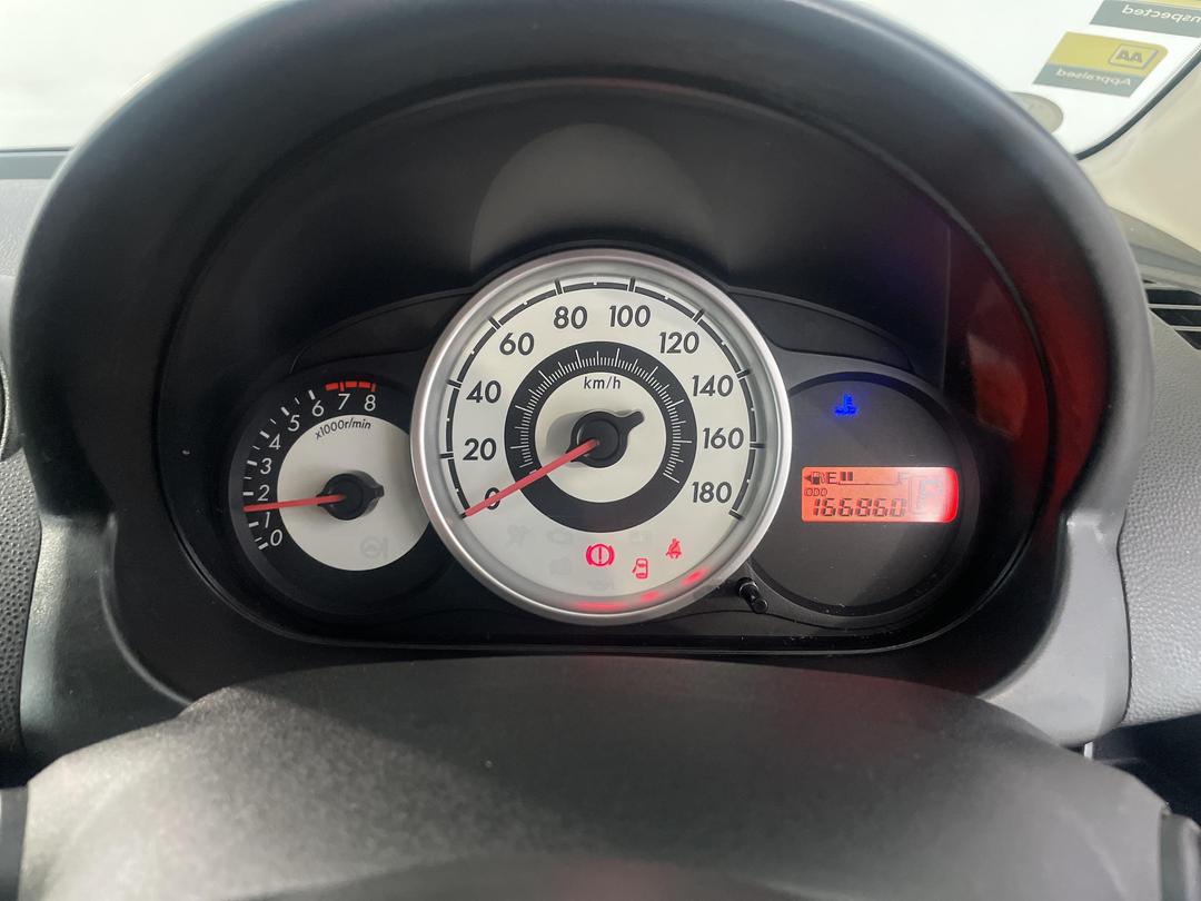 Photo '21' of Mazda Demio